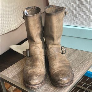 Short Frye boots